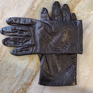 Vintage Leather Gloves with Button Embellishments